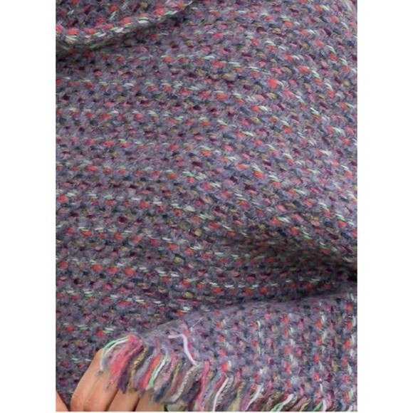 ARAN Sweater Market Wool Country stole NWT - Picture 2 of 7